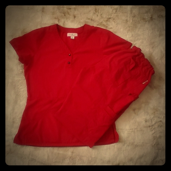 Koi brand set tall M cargo scrub pants and S top set - Picture 2 of 6